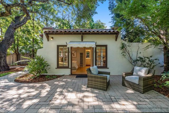 631 Coleridge Avenue, Palo Alto CA: https://media.crmls.org/mediaz/89d730a7-ee40-48b0-a6c2-f8d4fc99a29b.jpg