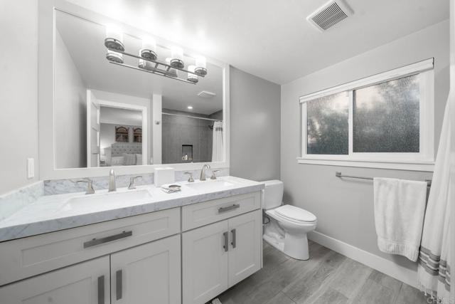 Detail Gallery Image 9 of 43 For 14 Buccaneer Way, Coronado,  CA 92118 - 5 Beds | 4/1 Baths