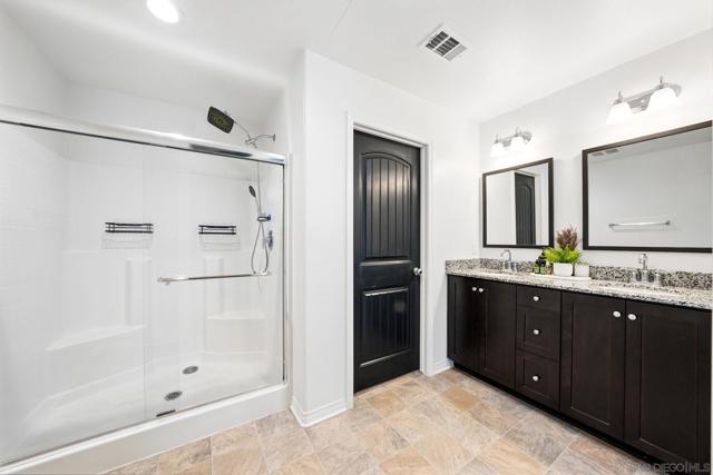 30499 Ridgely Way, Menifee CA: https://media.crmls.org/mediaz/89d8ad86-0b49-40d5-be3a-63481a0620d9.jpg