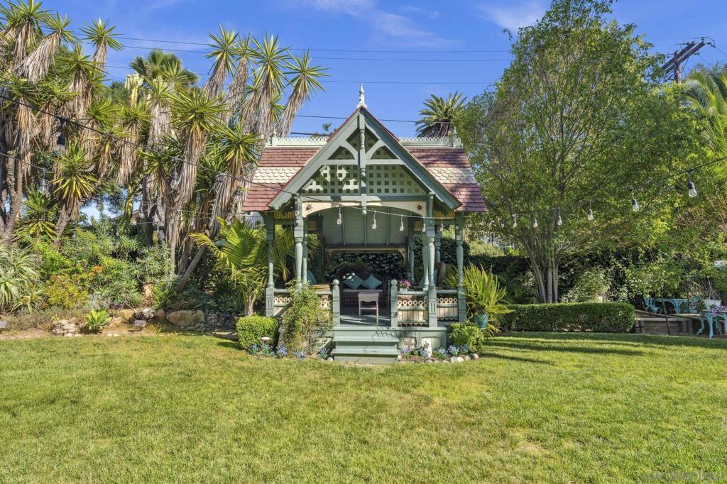 700 Juniper - photo 17