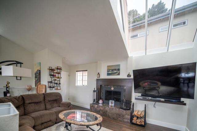 879 Lottie Street, Monterey CA: https://media.crmls.org/mediaz/89d95dcb-465c-4602-88cb-c48e56a04daa.jpg