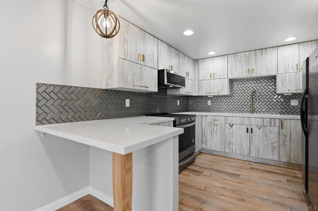 3993 Jewell St - photo 4