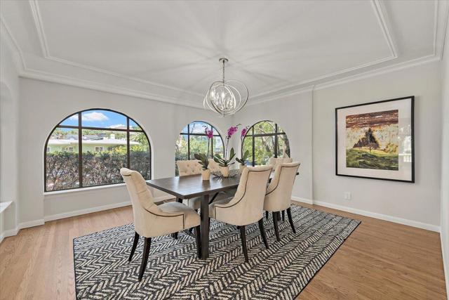 1107 Palm Avenue, San Mateo CA: https://media.crmls.org/mediaz/89dbc58d-c509-45ea-97d8-e0684be97251.jpg
