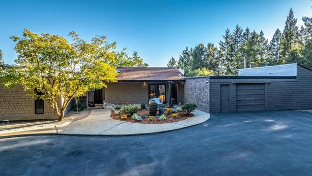 800 Rancho Prieta Road, Los Gatos CA: https://media.crmls.org/mediaz/89dd1634-d92b-46bb-a72e-33f8d937438d.jpg