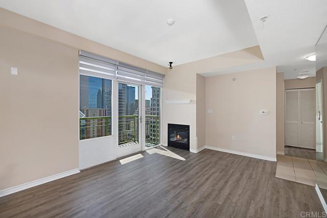 1240 India Street, San Diego CA: https://media.crmls.org/mediaz/89de9af5-66a9-40cf-82ba-7f0db9a77f88.jpg