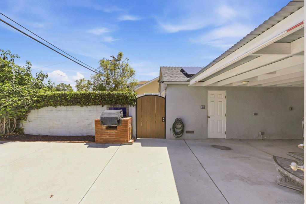 4689 60th Street - photo 17