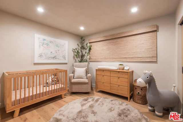 2419 Westridge Road, Los Angeles, California 90049, 5 Bedrooms Bedrooms, 0 ,4 BathroomsBathrooms,Single Family Residence,For Sale,Westridge,0,25614277