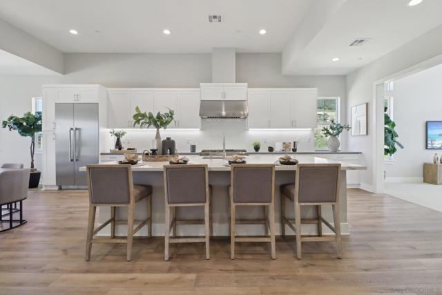 15123 Larchmont St, Poway CA: https://media.crmls.org/mediaz/89e11647-1696-4ab1-8c7d-0f66aee8da54.jpg