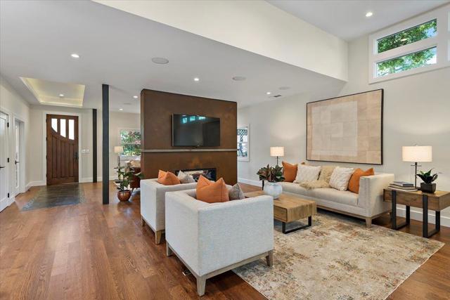 427 Paco Drive, Los Altos CA: https://media.crmls.org/mediaz/89e13b83-e279-42a3-9cce-b120b5db7b0e.jpg
