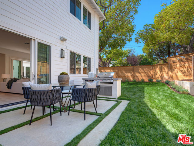 Drew Fenton | 744 Almar Avenue Pacific Palisades CA | MLS: 7446010 Drew Fenton | 744 Almar Avenue Pacific Palisades CA | MLS: 7446010