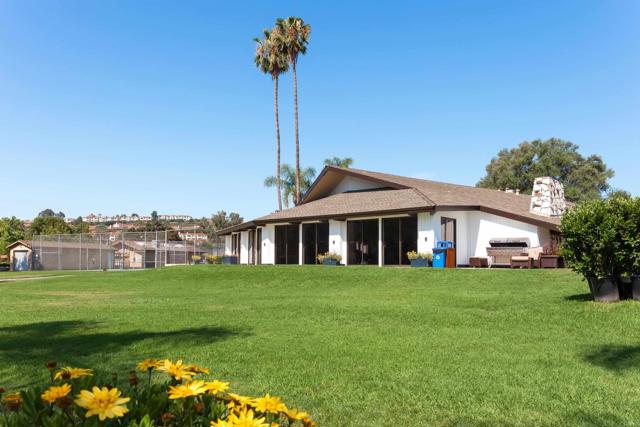 Detail Gallery Image 38 of 44 For 1554 via Brisa Del Lago, San Marcos,  CA 92078 - 3 Beds | 2 Baths