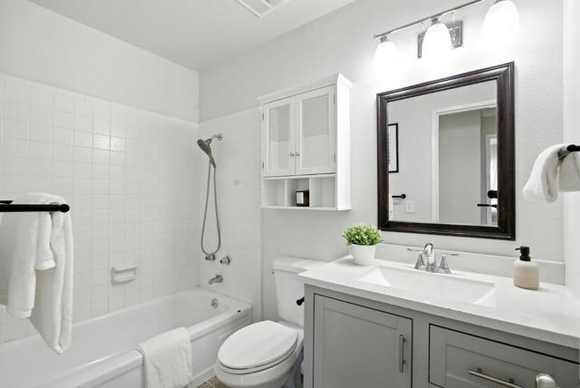 1297 Chesbro Way, Gilroy CA: https://media.crmls.org/mediaz/89e31d22-b56d-464a-a687-6f99c887b8c0.jpg