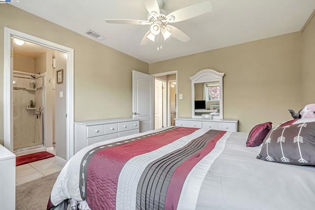 2683 Cryer St, Hayward CA: https://media.crmls.org/mediaz/89e363f7-3ade-421b-ba76-54ac254b9b50.jpg