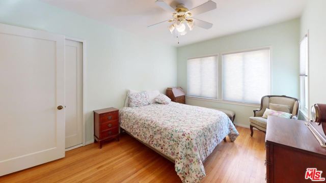 535 Woodbury Road photo 8