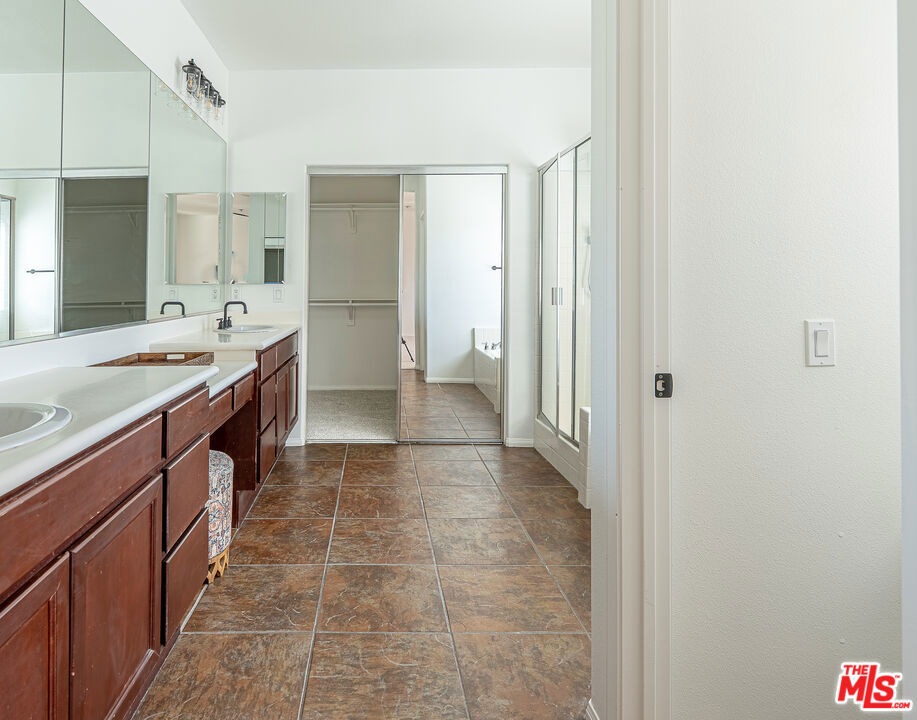 MLS #25615985 image #22