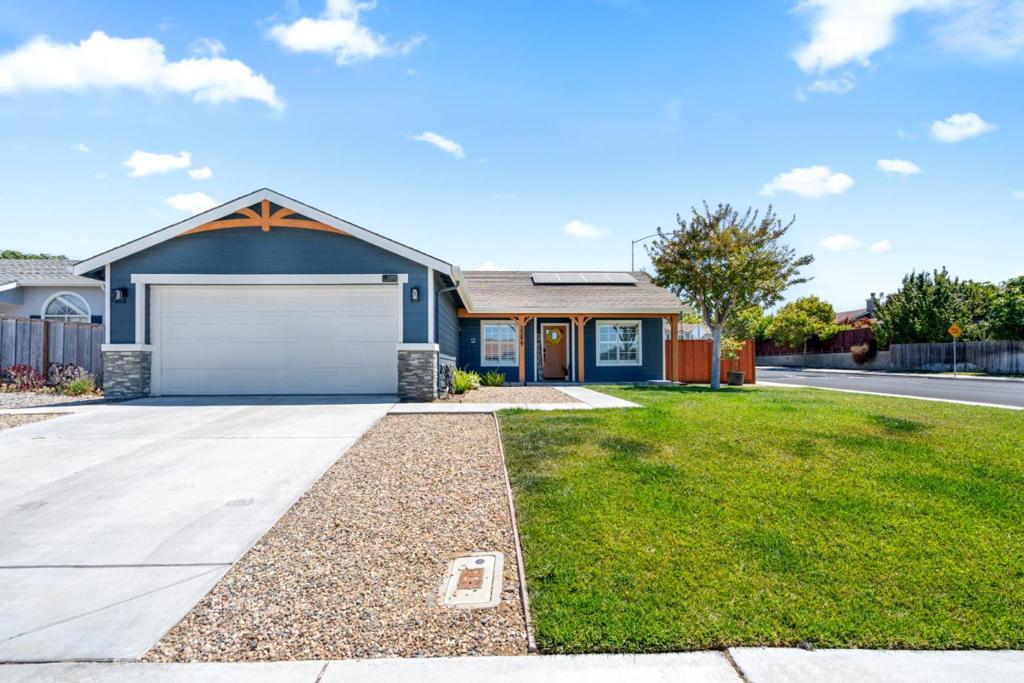 2399 Paradise Drive