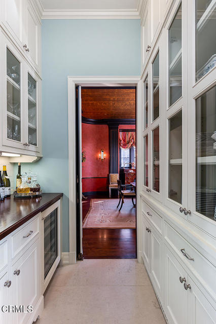 1425 Lombardy Road, Pasadena CA: https://media.crmls.org/mediaz/89e5332a-4ec9-4b6f-a120-98b35990e2cc.jpg