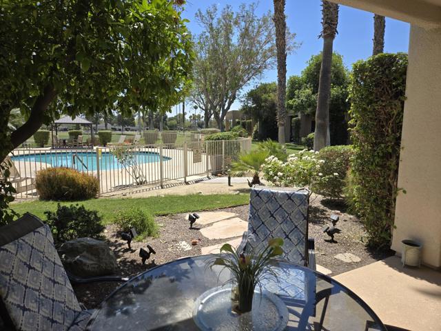 28548 Taos Court, Cathedral City CA: https://media.crmls.org/mediaz/89e729d1-cd3b-450a-9c68-c63f57eddde8.jpg