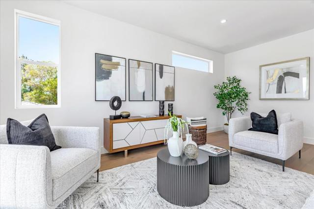 Image 16 of 36 For 326 Isabelline Court