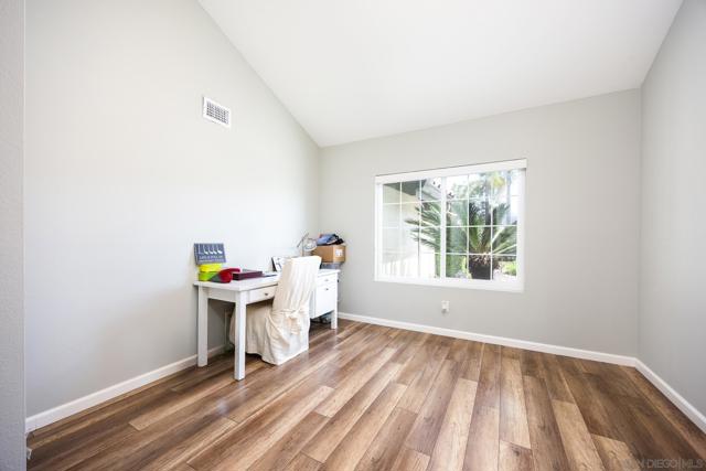 1857 Goldenrod Ln, Vista CA: https://media.crmls.org/mediaz/89e9ad2a-8399-4e5e-ba72-08319c2989a6.jpg