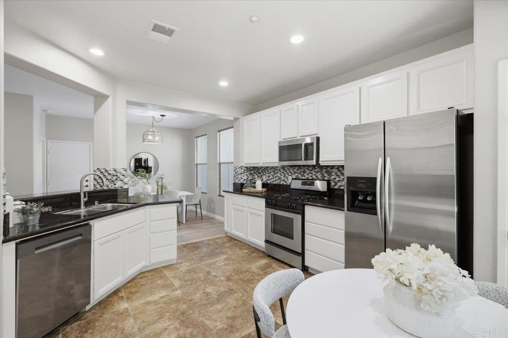 1113 Goddard Street - photo 13