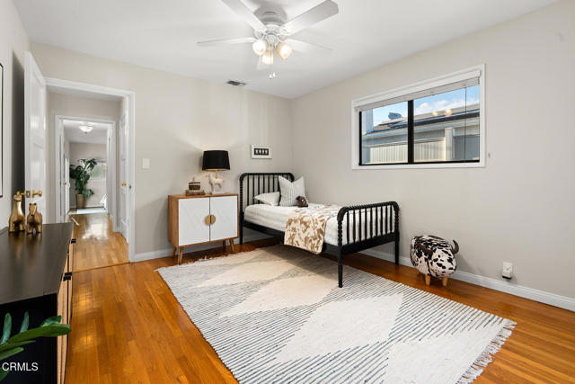 581 N Sunnyslope Avenue, Pasadena CA: https://media.crmls.org/mediaz/89ec272d-1fb3-42a0-a96a-d7ae688e293a.jpg