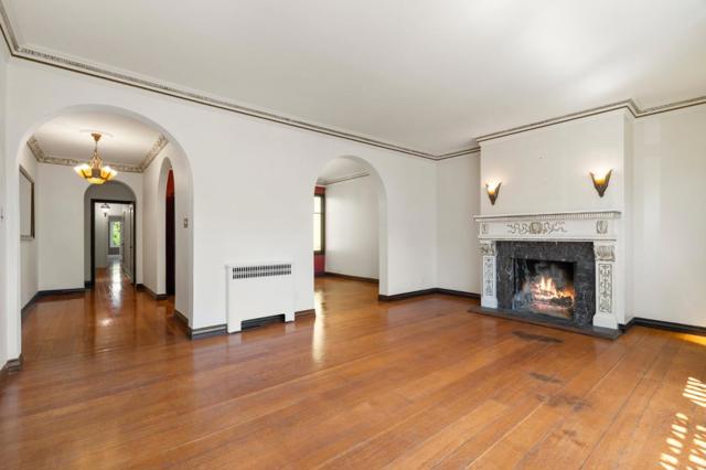 36333635 Webster Street, San Francisco CA: https://media.crmls.org/mediaz/89ec2a57-3760-4e19-b426-b9b7c265164c.jpg