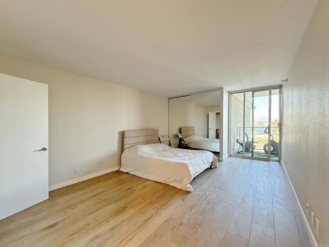 1820 Avenida del Mundo, Coronado CA: https://media.crmls.org/mediaz/89ed0e74-b41f-40f9-9e74-c41d7568918b.jpg