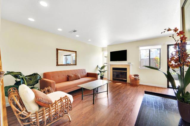 2958 Leotar Circle, Santa Cruz CA: https://media.crmls.org/mediaz/89ed5884-017c-427c-8a53-7541861d8a76.jpg