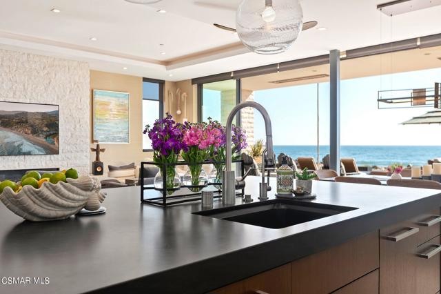 21-web-or-mls-21 - Kitchen (Detail)