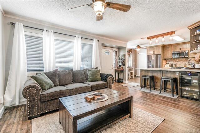 Detail Gallery Image 7 of 30 For 10212 Swanton Dr, Santee,  CA 92071 - 4 Beds | 2 Baths