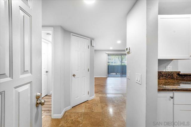 1050 E Washington, Escondido CA: https://media.crmls.org/mediaz/89ef889e-2104-4723-baaf-c69b6c4b43b6.jpg