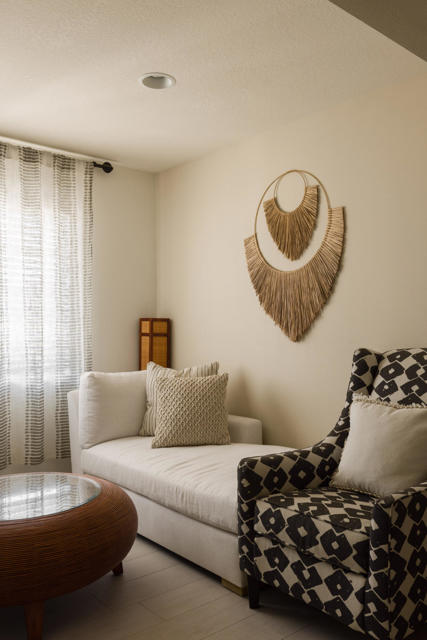 201 Augusta Drive, Palm Desert CA: https://media.crmls.org/mediaz/89ef8ba4-153e-4556-b611-229b5054467a.jpg