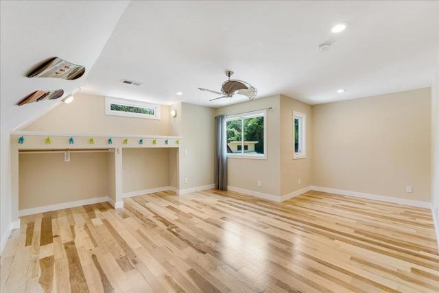 21400 Tierra Grande Court, San Jose CA: https://media.crmls.org/mediaz/89efd770-e0c6-466a-88f4-12d7d3754521.jpg