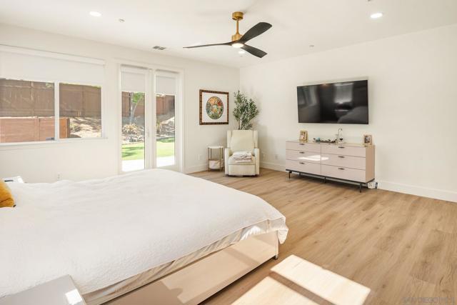 10528 Pinion Trl, Escondido CA: https://media.crmls.org/mediaz/89f111f7-866b-49eb-b351-0118cbae14eb.jpg