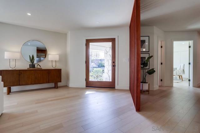 Image 3 of 41 For 896 La Jolla Rancho Rd