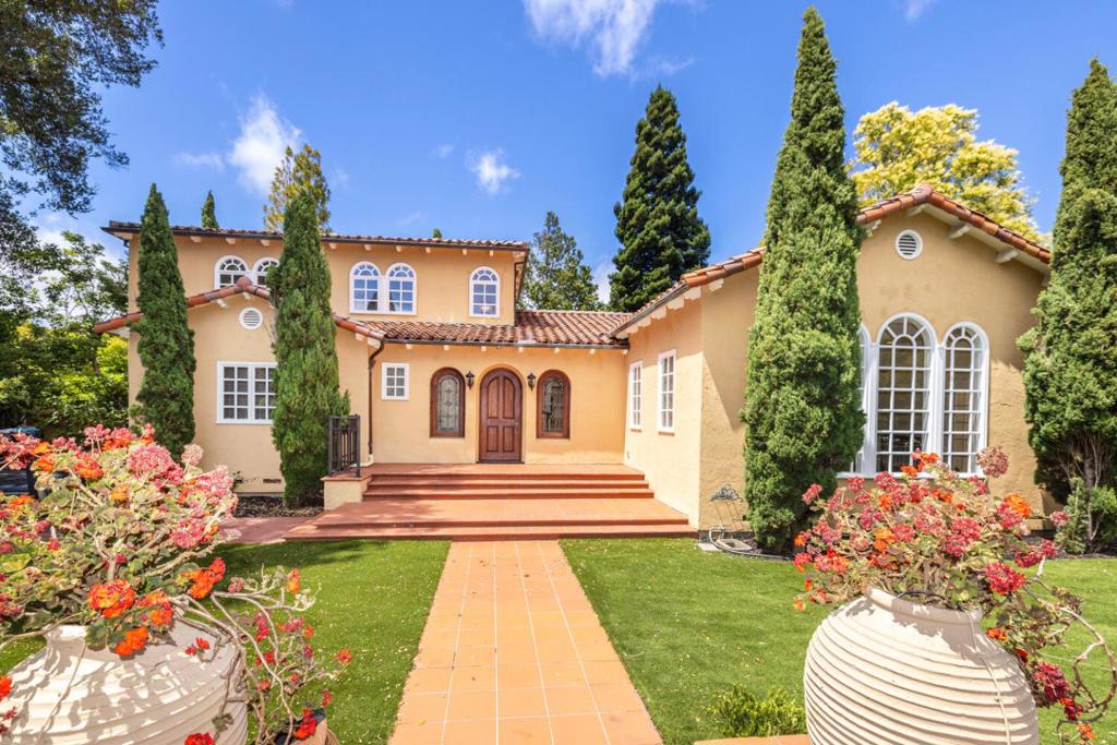 206 El Cerrito