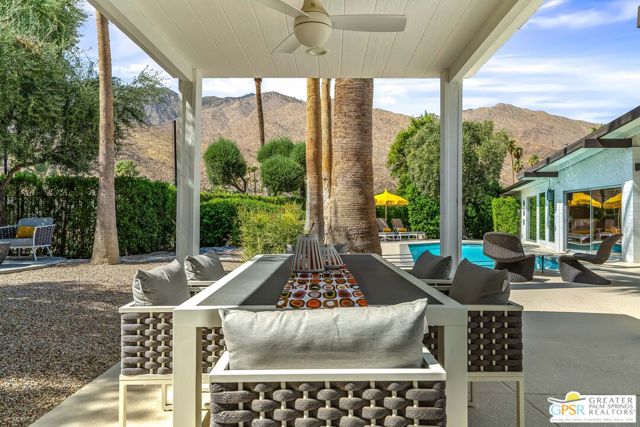 2455 S Via Lazo, Palm Springs CA: https://media.crmls.org/mediaz/89f520e5-dc7b-4dcb-84e5-2723ffa46fb3.jpg