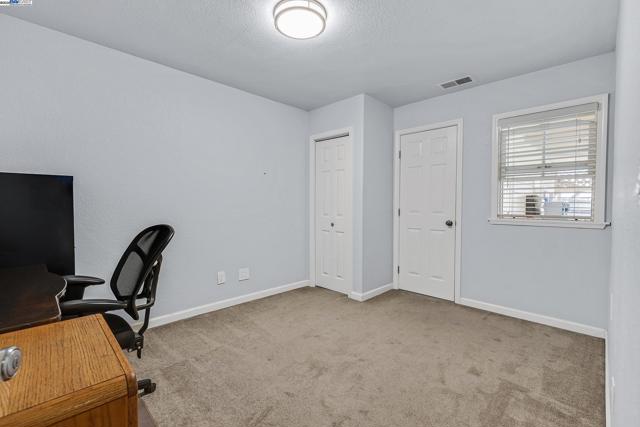 15028 Grenda St, San Leandro CA: https://media.crmls.org/mediaz/89f689a1-4af2-411c-9e3e-12419808052d.jpg