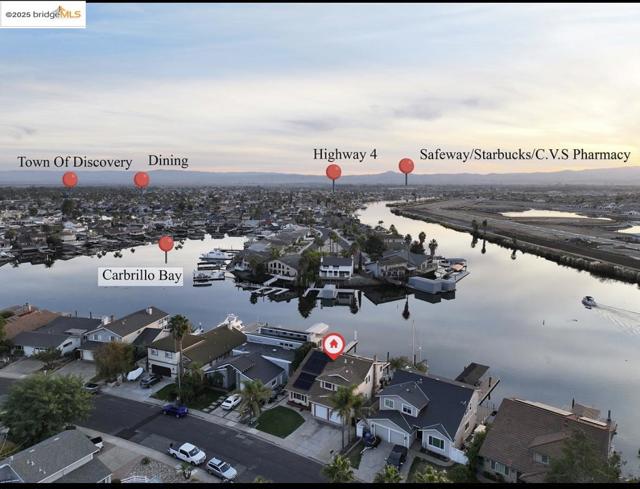 4930 Discovery Pt, Discovery Bay CA: https://media.crmls.org/mediaz/89f70183-e17c-47a0-ba3c-3cc818d8917e.jpg