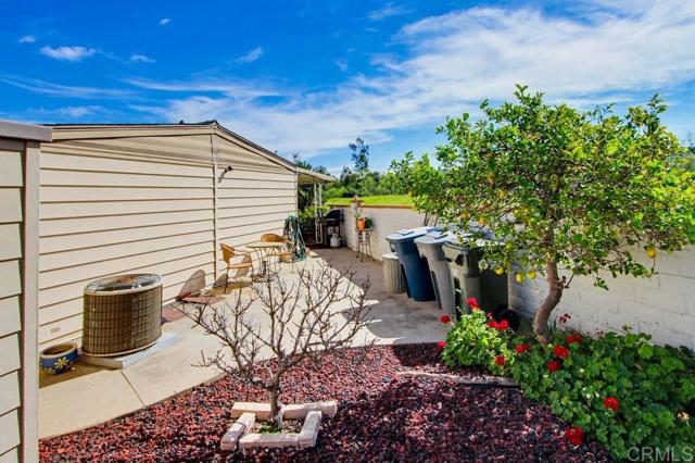 Detail Gallery Image 34 of 45 For 2250 N Broadway #9,  Escondido,  CA 92026 - 2 Beds | 2 Baths