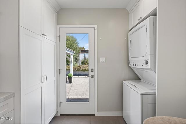 3167 Armada Drive, Ventura CA: https://media.crmls.org/mediaz/89f8c876-6982-4970-a37d-d2c4ed860a83.jpg