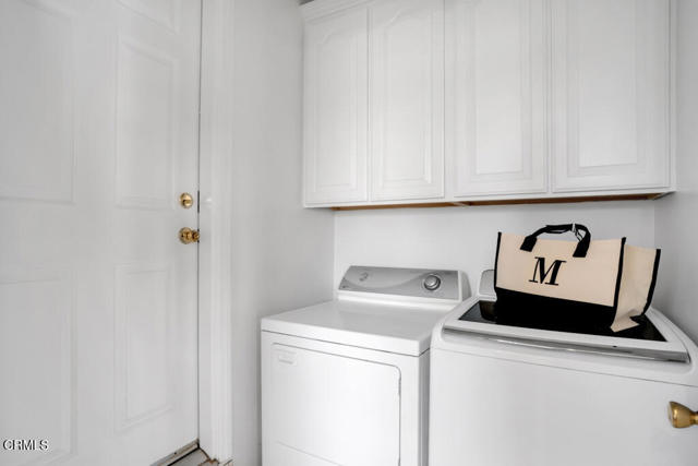 Detail Gallery Image 21 of 56 For 1300 Blue Hill Rd, Los Angeles,  CA 90041 - 4 Beds | 2/1 Baths