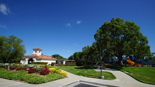 42944 Calle Reva, Temecula CA: https://media.crmls.org/mediaz/89fa8afc-30bc-43e1-9fca-51ca2e92f43e.jpg