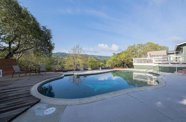 383 Corral De Tierra Road, Salinas CA: https://media.crmls.org/mediaz/89fa9e86-ed27-4d86-b30f-fc4a21b7e892.jpg