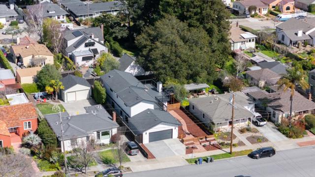 626 Laurent Street, Santa Cruz CA: https://media.crmls.org/mediaz/89fbb511-41b8-46fa-a2a3-39f7bdc369e5.jpg