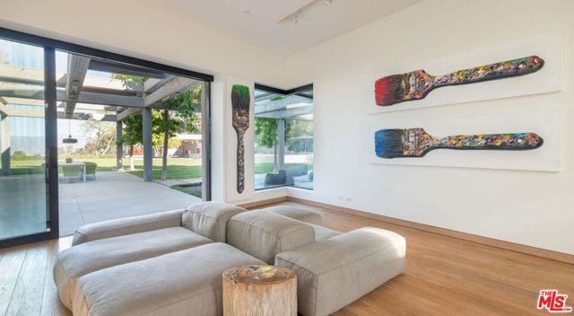 Drew Fenton | 3350 Stoneridge Lane Los Angeles CA | MLS: 7244168