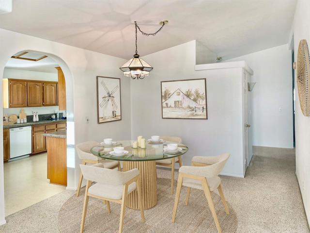 Detail Gallery Image 4 of 24 For 5406 Don Luis Drive, Carlsbad,  CA 92010 - 3 Beds | 2 Baths