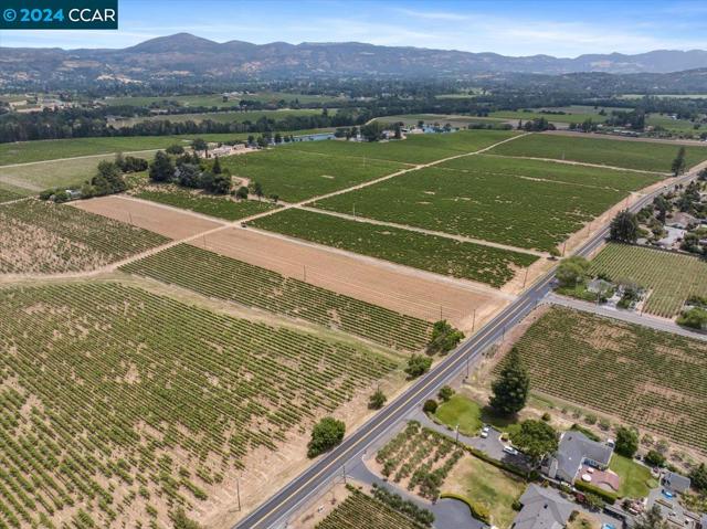 Image 4 of 40 For 3045 Big Ranch Rd