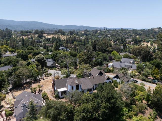 13888 Fremont Pines Lane, Los Altos Hills CA: https://media.crmls.org/mediaz/89fcfaa7-67fd-48a7-b1d9-0a9bd2471403.jpg